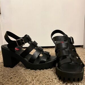 Unionbay Lexie Platform Chunky Sandal